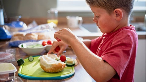 Zelfgemaakte salades voor een gezondere brooddoos